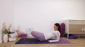 Yoga Stretches For Your Feet and Ankles - Easy 10 min Yin Yoga Routine